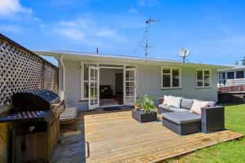 12 Regent Place, Blagdon