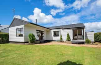 107 Alcoba Street, Kamo