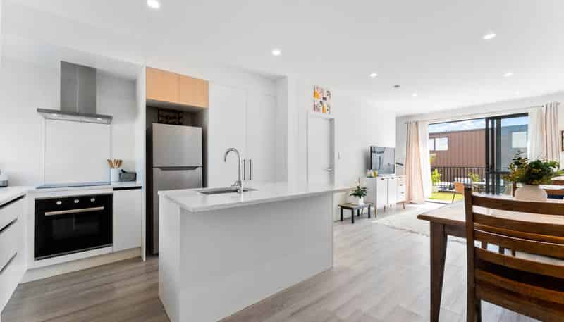 10 Clay Works Lane, New Lynn