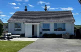 86 Garfield Road, Helensville