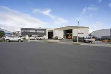 Functional industrial building