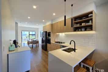 4 Coast Garden Drive, Hobsonville