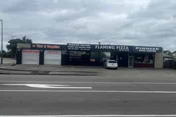 694 Pioneer Highway for lease