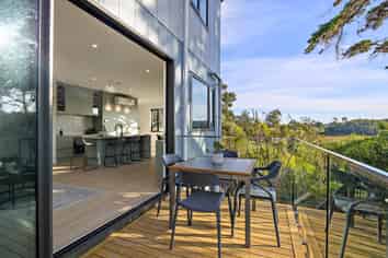 8/41 Seaside Avenue, Waterview