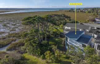 8/41 Seaside Avenue, Waterview