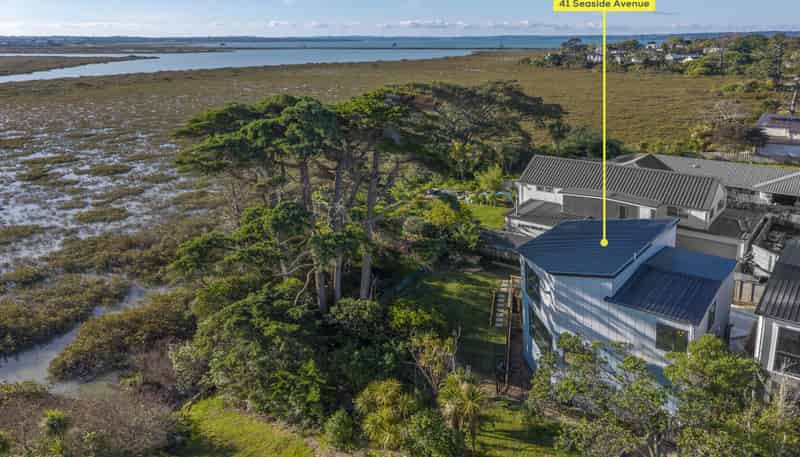 8/41 Seaside Avenue, Waterview