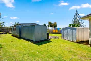 12 Derrett Place, Mangere Bridge