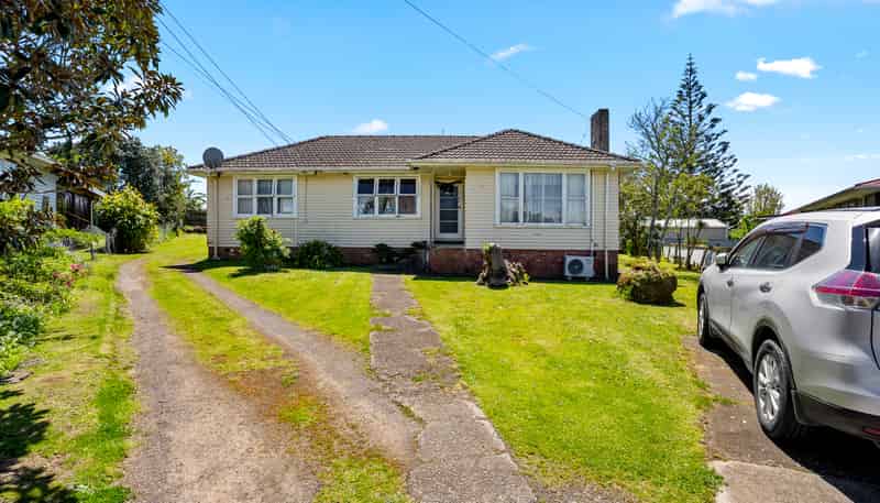 12 Derrett Place, Mangere Bridge