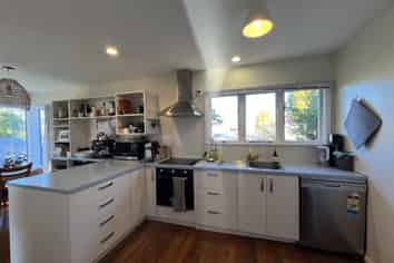 27 Bethel Crescent, Bishopdale