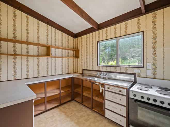 1308 Bickerstaffe Road, Maungaturoto