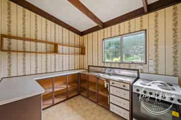 1308 Bickerstaffe Road, Maungaturoto