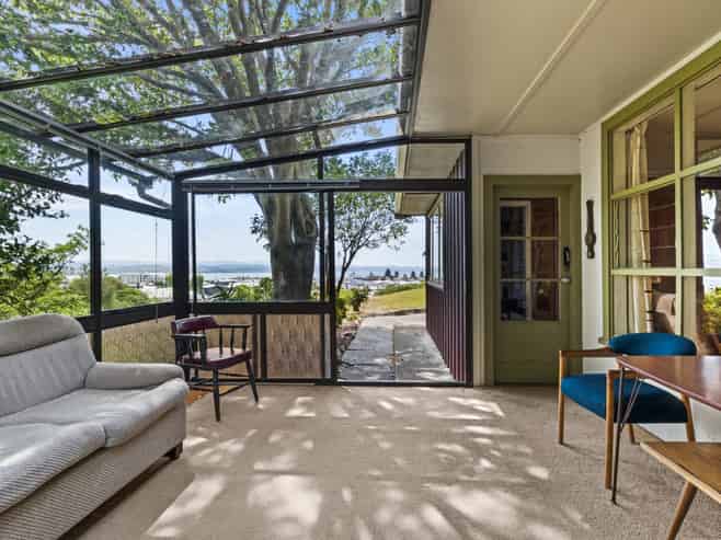 8 Goldsmith Road, Hospital Hill