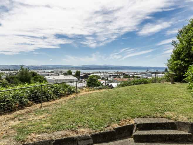 8 Goldsmith Road, Hospital Hill