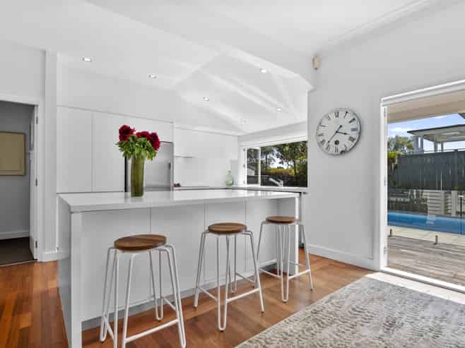 33 Ferryhill Road, Epsom