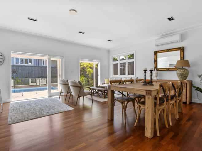 33 Ferryhill Road, Epsom