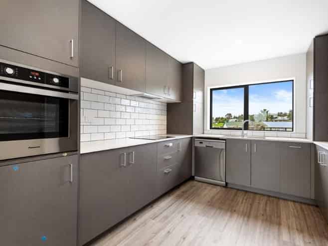 209 (E3-1/2 Castledine Crescent, Glen Innes