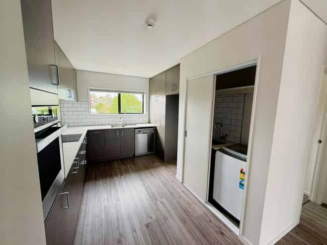 209 (E3-1/2 Castledine Crescent, Glen Innes