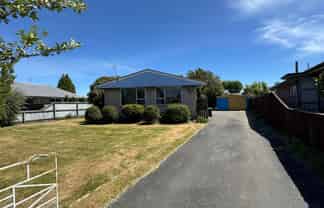 38 Dickson Crescent, Hornby