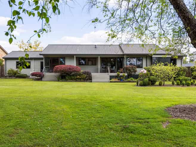 8A Rimmington Drive, Hamilton Lake