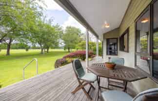 8A Rimmington Drive, Hamilton Lake