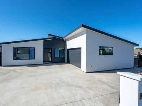 2 Kew Place, CORSTORPHINE