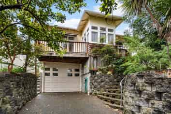 6 Cautley Street, Devonport