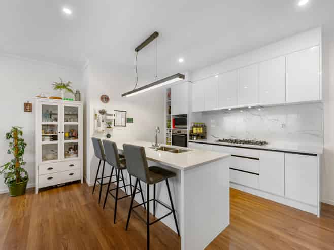 11 Friesian Drive, Mangere