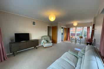 3/128a St Johns Road, Meadowbank