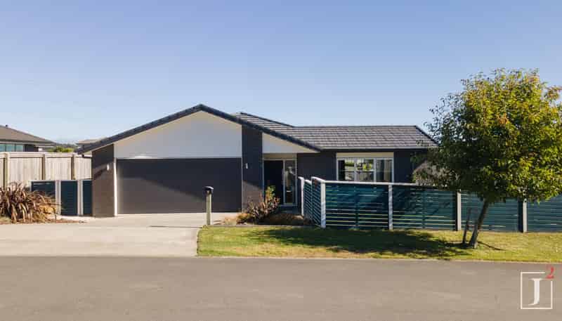 7 Yorkshire Close, Whitby