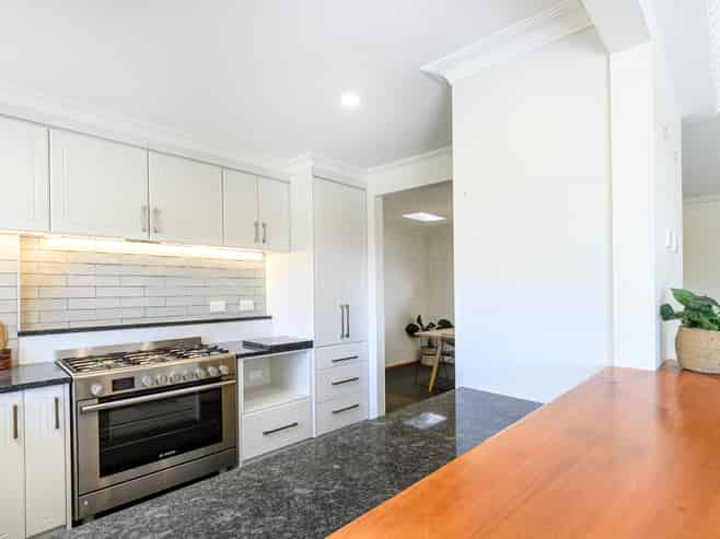 3 Cathray Place, Matua