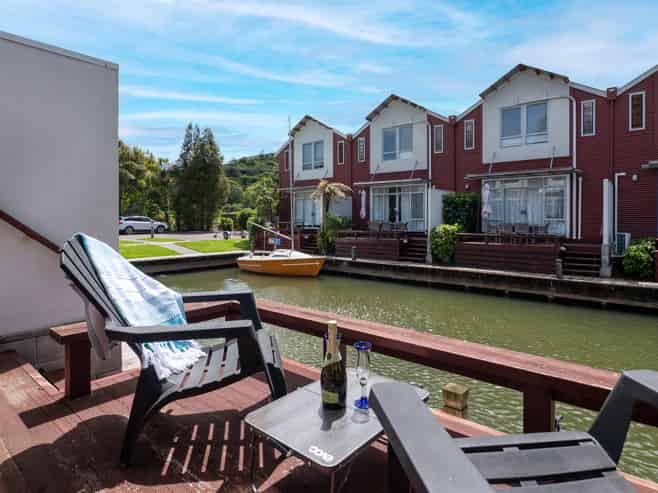 64/1420 Hamurana Road, Mourea