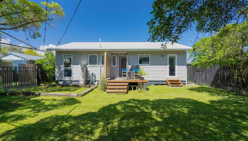 78A Atkinson Avenue, Otaki Beach