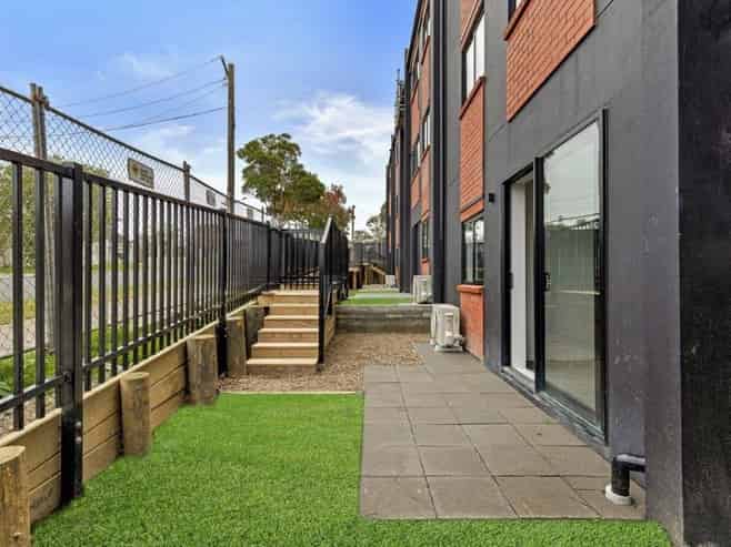 G02 (B1-1/2 Castledine Crescent, Glen Innes