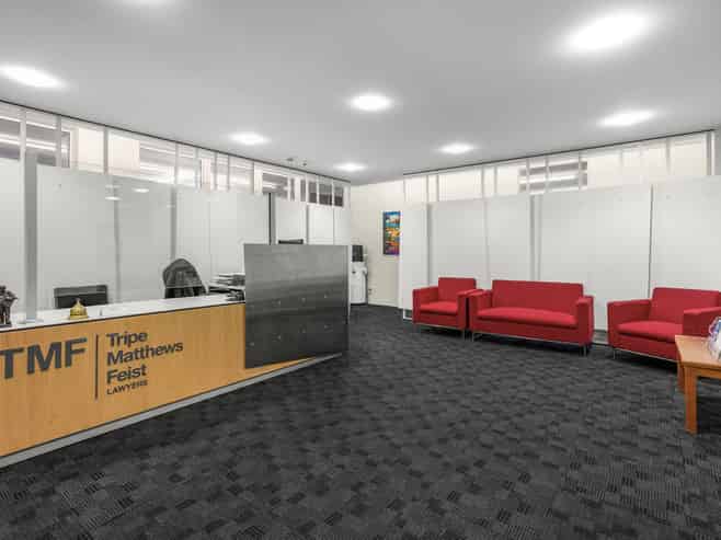 Central, Connected, and Ready to Go - 420.9 sqm