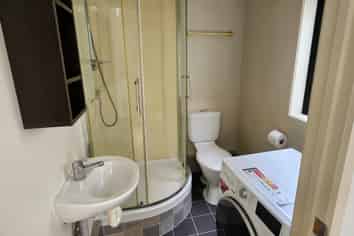 Live and work unit in East Tamaki