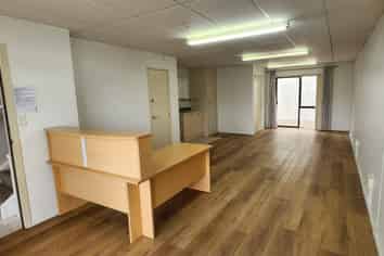 Live and work unit in East Tamaki