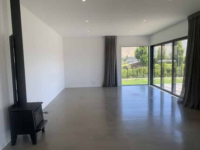 14 Makomako Road, Wanaka