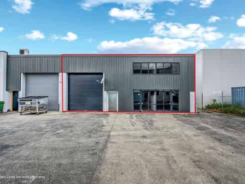 First Time on the Market in 27yrs!