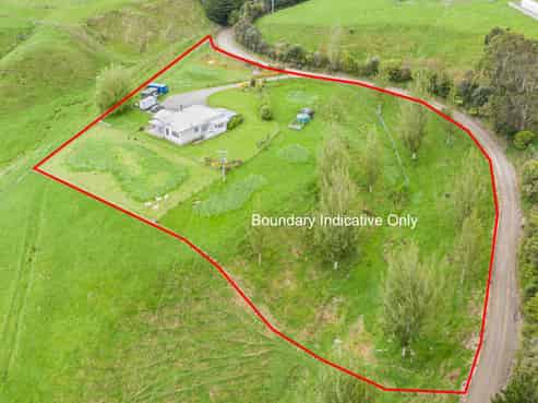 75 Heights Road, Shannon