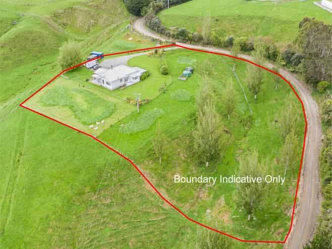 75 Heights Road, Shannon