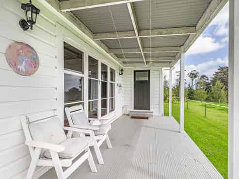 75 Heights Road, Shannon