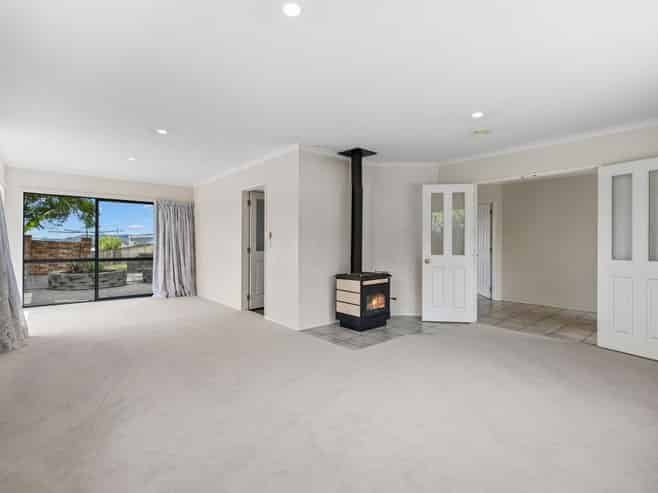 21 Gillingham Road, Kamo