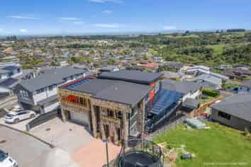 22 Jabal Crescent, Totara Park