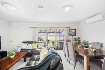 10 Gretton Court, Flat Bush