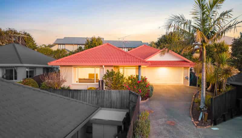 27 Gillett Place, Botany Downs