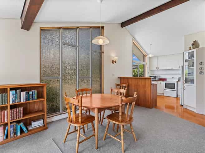 25 Mains Avenue, Kensington