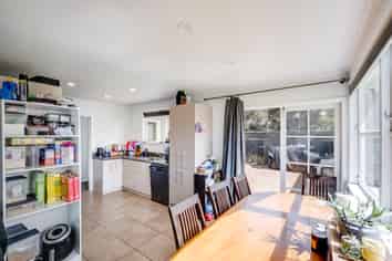 589 Main North Road, Bay View