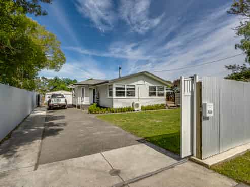 589 Main North Road, Bay View