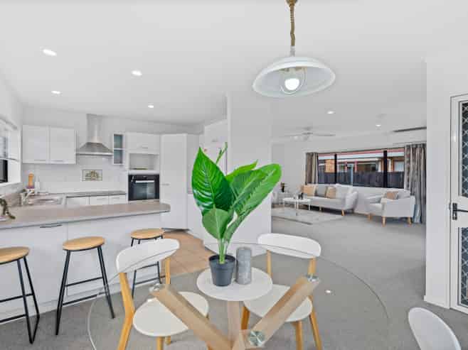 16 Simons Street, Kensington