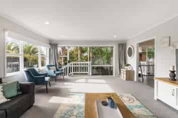 4 Lancaster Road, Beach Haven